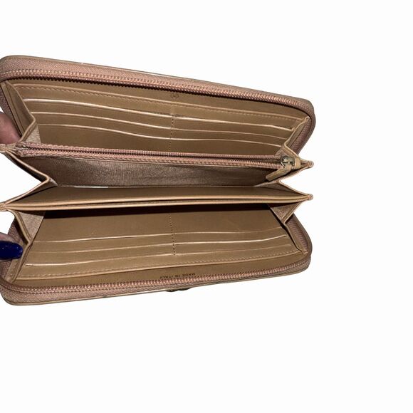 Chanel Boy Continental Wallet Nude Quilted Calfskin Leather Interlocking CC Logo - Picture 3 of 3